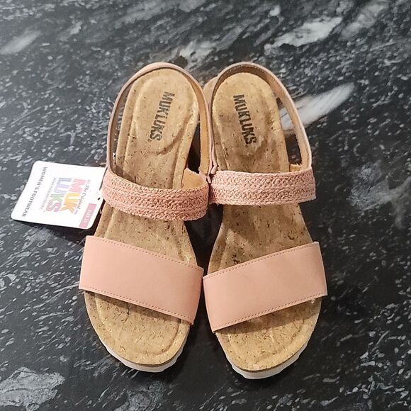 BRAND NEW MUK LUKS® WOMEN'S WINONA WEDGE SANDAL - Picture 2 of 15